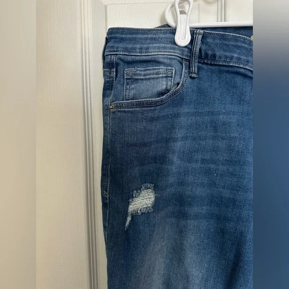 Old Navy Rockstar Skinny 16 Jeans - Picture 2 of 4